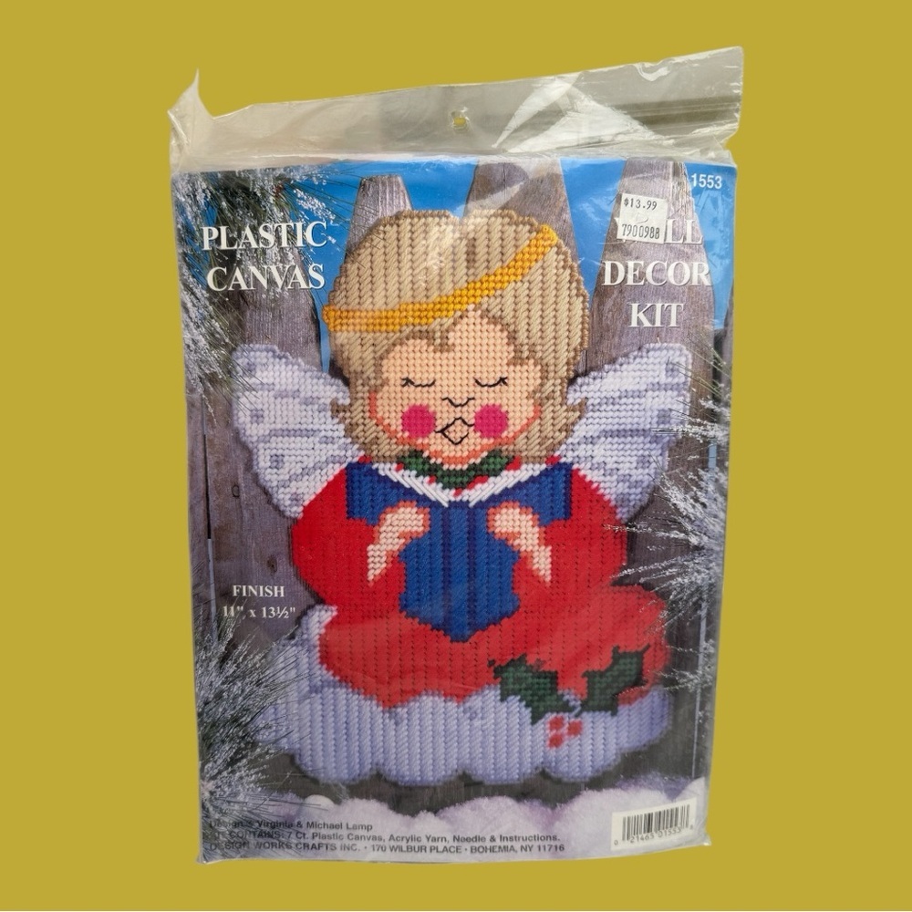 New Vintage Angel Kit Plastic Canvas Wall Decor Kit Acrylic Yarn Christmas
